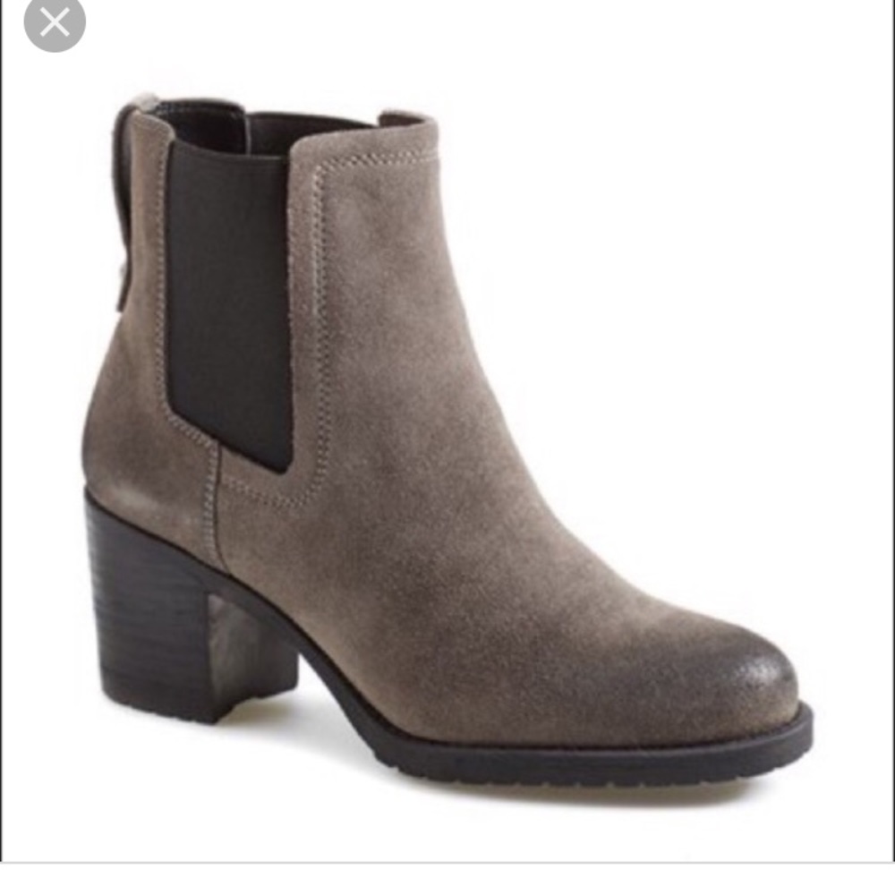 Sam Edelman Hanley Chelsea Boots